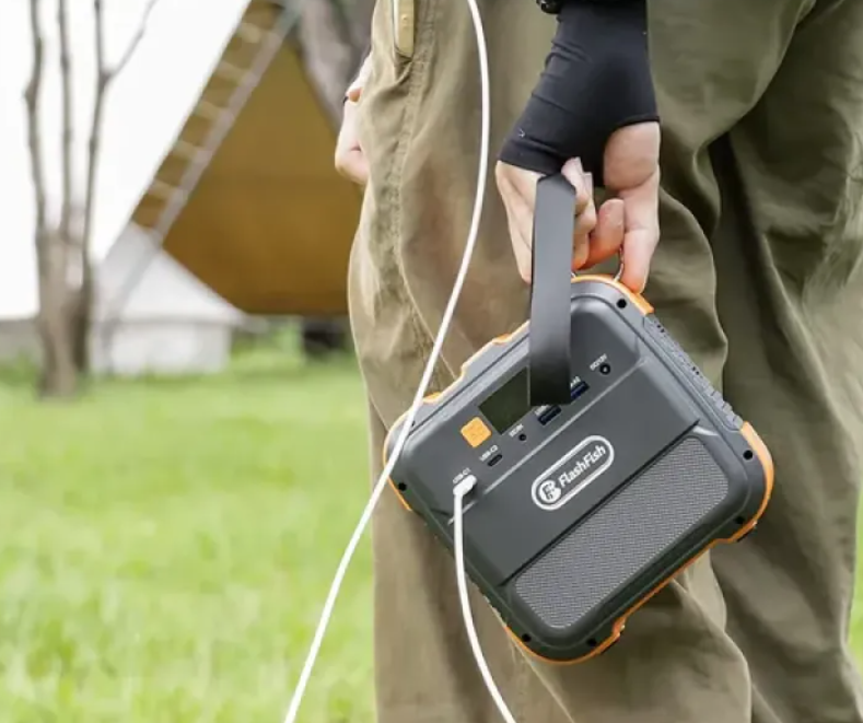 Portable 120W Solar Power Station Charger